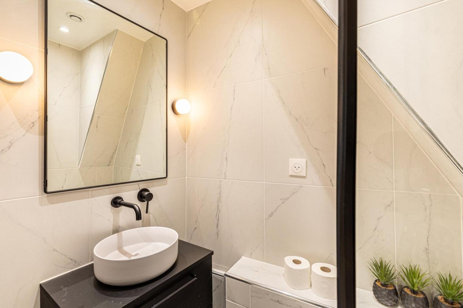Guestready - Elysee Palace Marble Haven Parijs Buitenkant foto